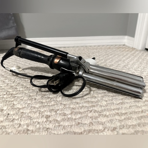 ISINIS Triple Barrel Iron - Picture 1 of 1